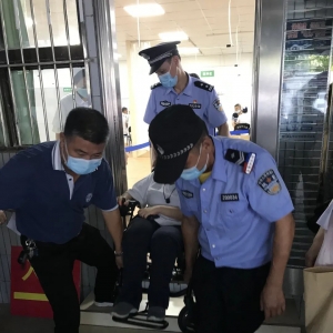 龙湖区为残疾人办实事之防疫抗疫绿色通道