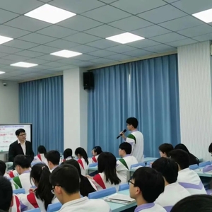 精准定位 高效备考——市性高三化学公开课教研活动在澄海华侨中学举行