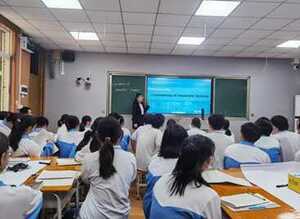 立足“双新”赋能课堂,提升成效共促成长——高三年级英语市性公开课在澄海苏北中学举行