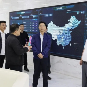 龙湖区委主要领导带队赴上海、天津两地开展产业项目招商和在外潮商联系活动