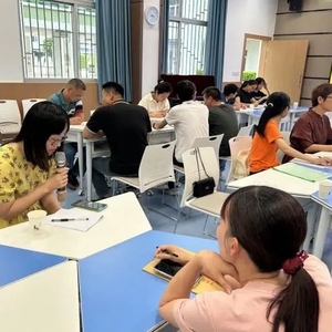 澄海区九年级道德与法治学业模拟考试质量分析会在澄华中学举行