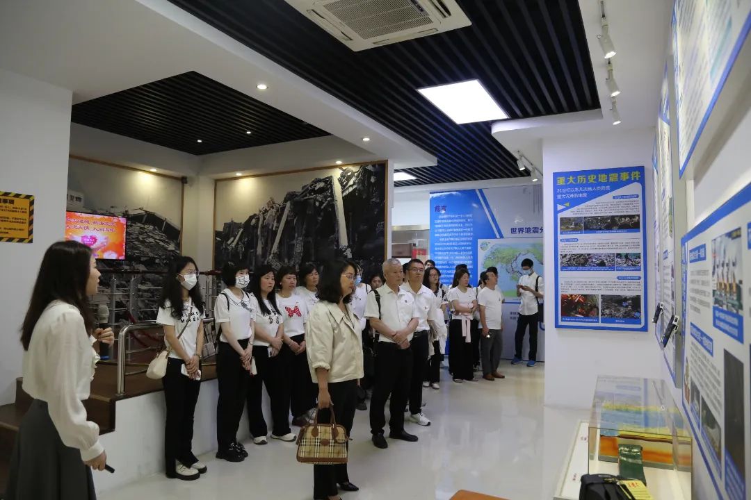防灾减灾宣传周 |汕头市福利院、广东潮惠高速公路有限公司参观汕头市防震减灾科普馆