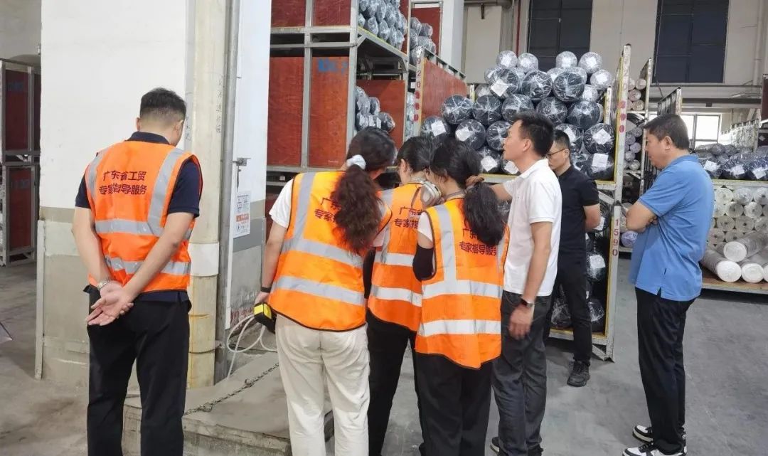 省应急管理厅专家组赴汕头市工贸行业有限空间企业开展专家指导服务