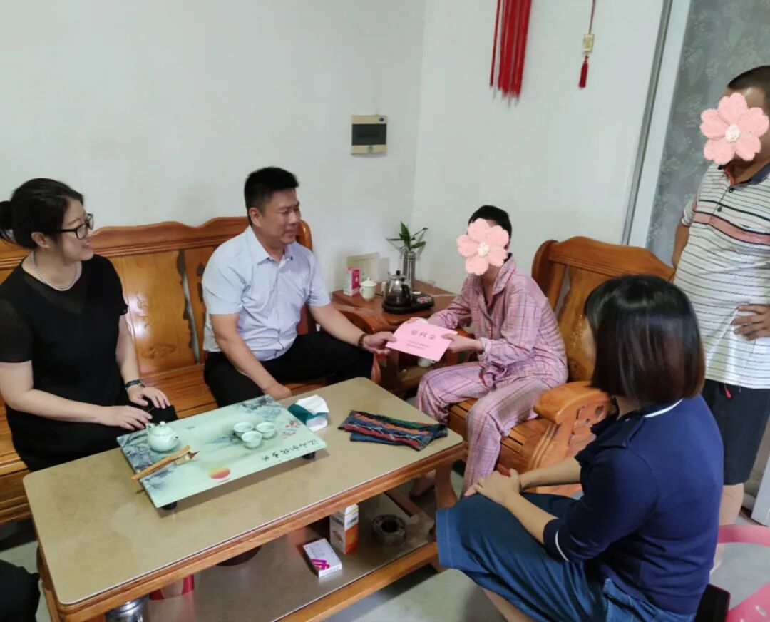 潮州市妇联走访慰问“农村母亲关爱工程”项目受助母亲