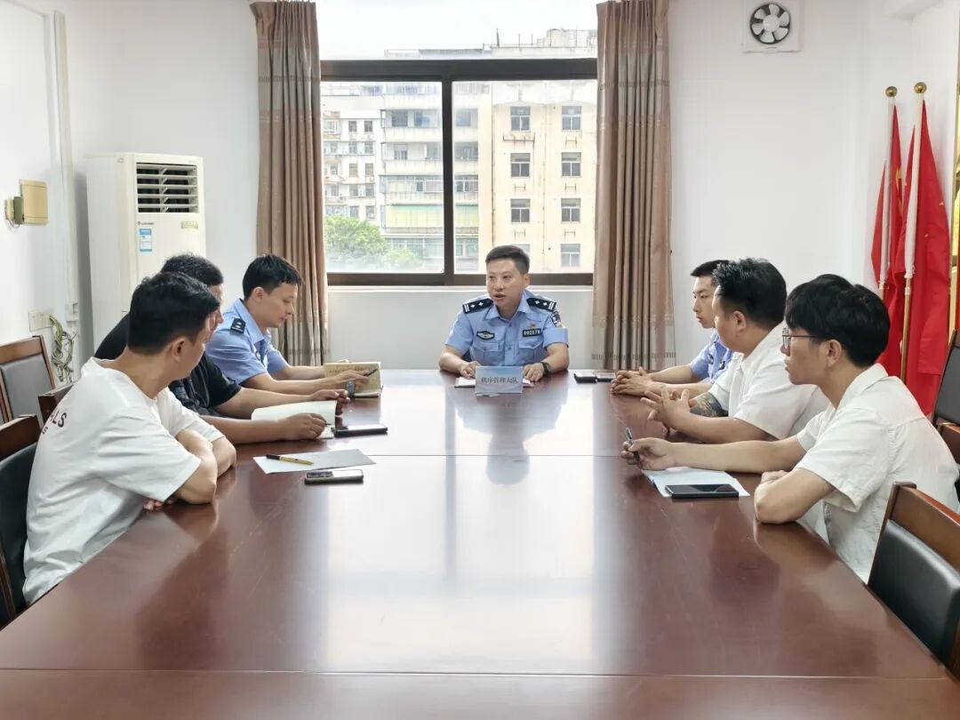 安全生产月|汕头公安交管部门约谈快递外卖企业负责人,强化交通安全观念.
