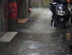 每到下雨暴雨天就淹水希望有关部门可以解决