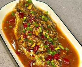 茶油红烧鱼：肉质鲜嫩的硬菜