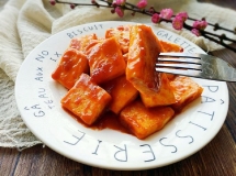 糖醋脆皮豆腐：外酥里嫩的酸甜诱惑