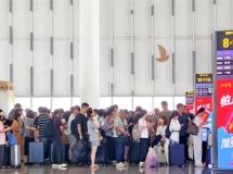 8.2 万人抵汕刷新纪录，汕头突降暴雨！