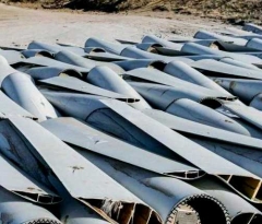 首泰装备风电叶片粉碎回收设备厂家直销