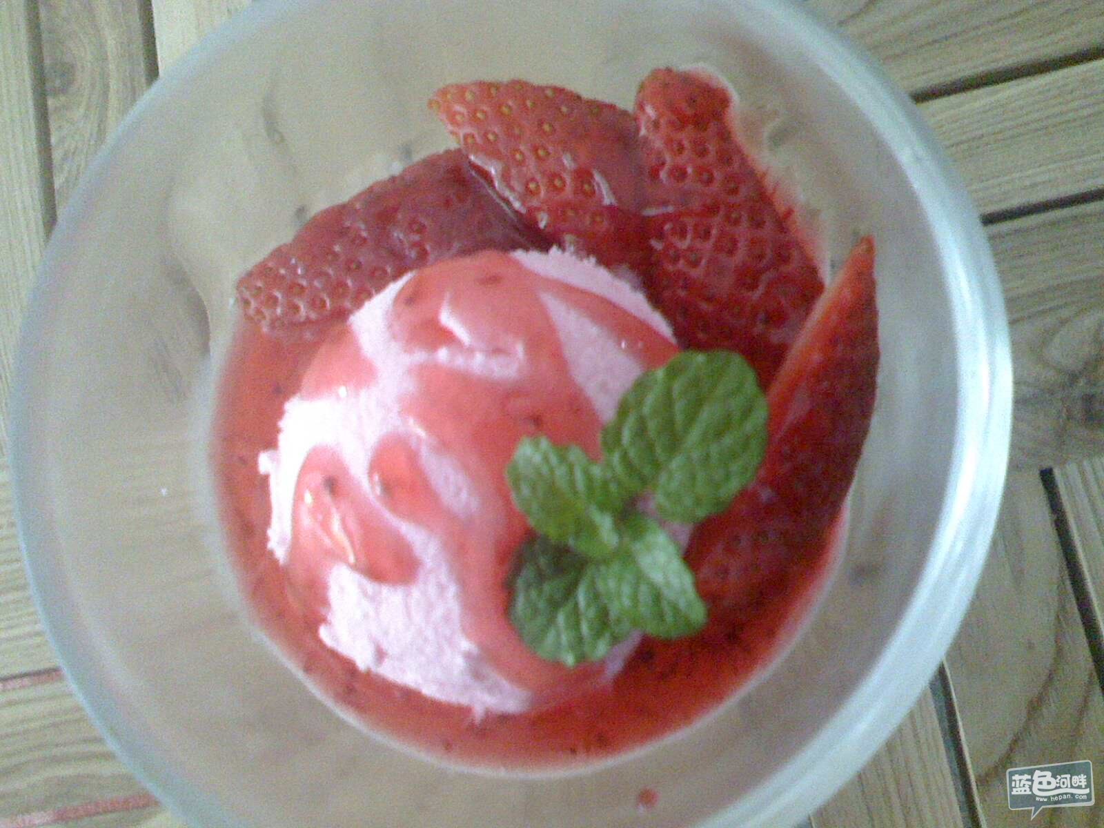 草莓布丁雪糕