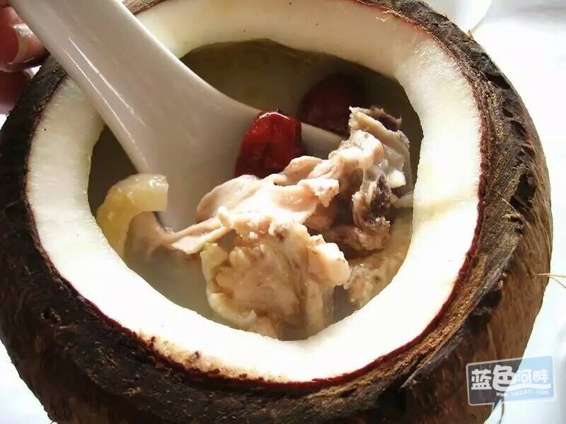椰子老母鸡盅.jpg