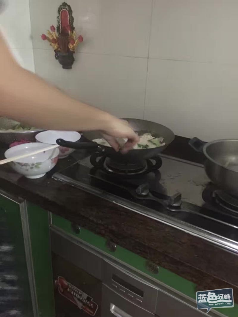oq8J5q8Qj9qo.jpg