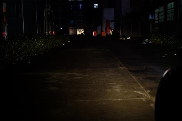 2.原车近光.JPG