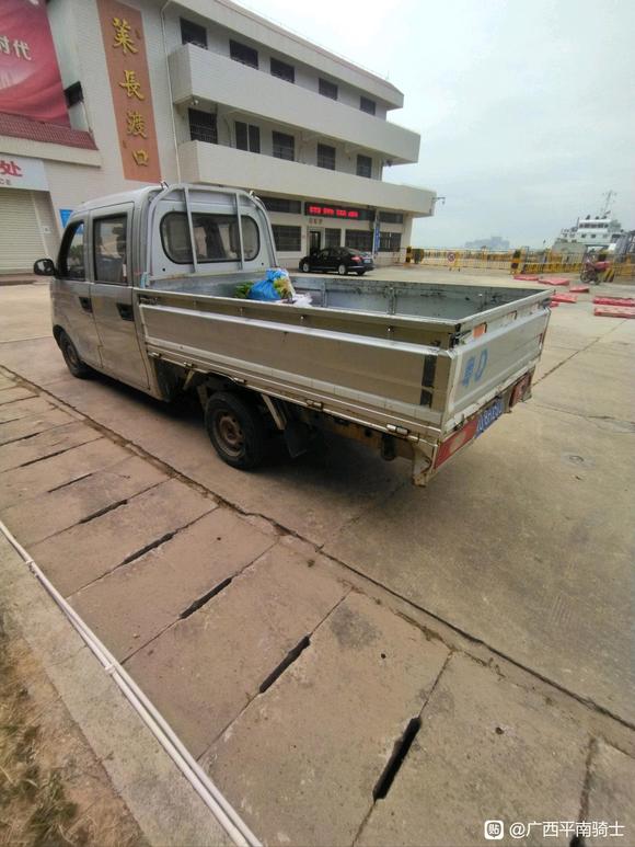 GhM4Ho4ThcTMM7MV.jpg