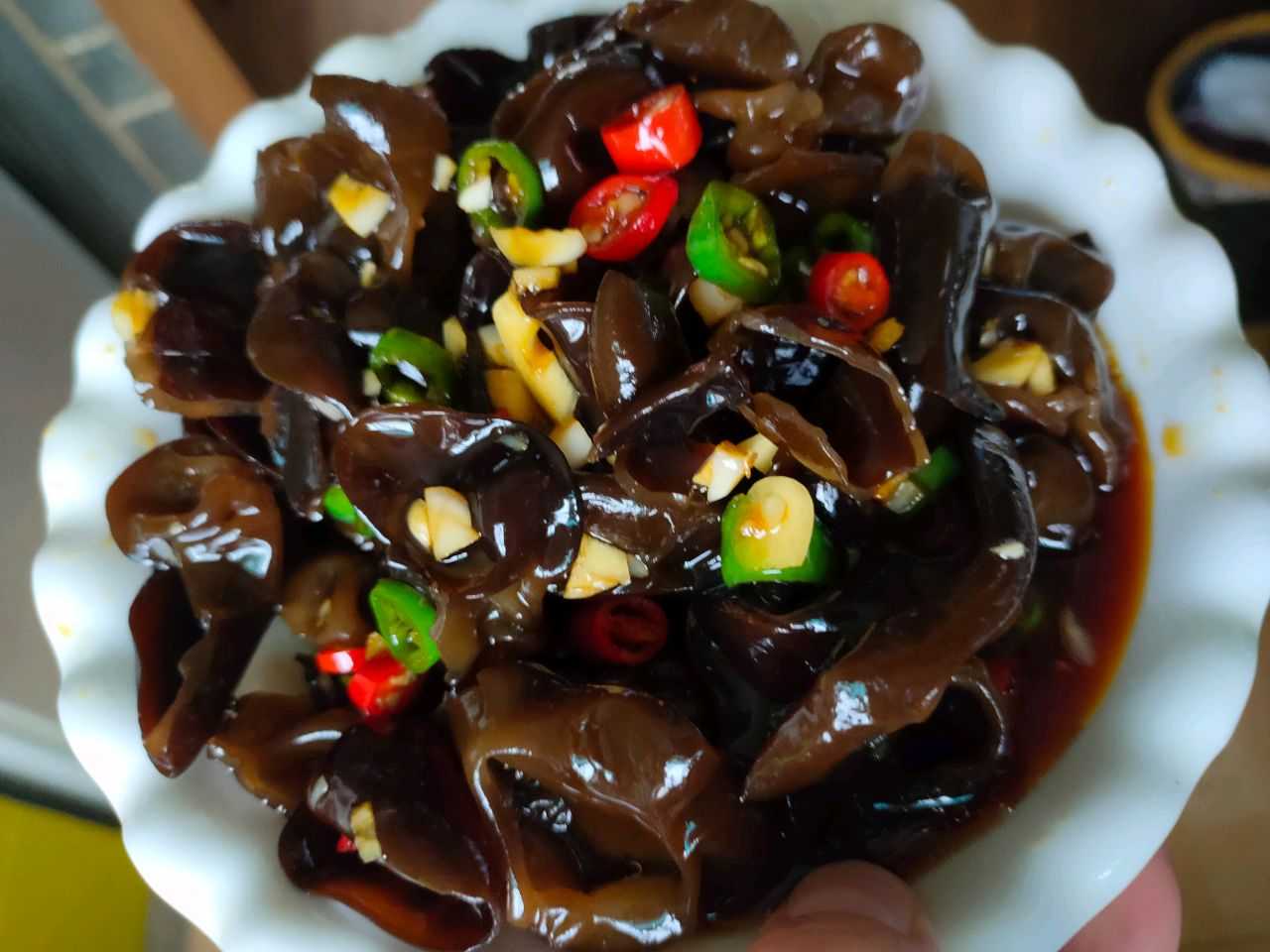 茶油凉拌木耳：开胃爽口的凉拌菜