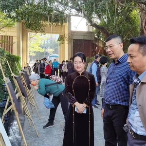 潮人视觉 十色人间——吴秀霞师生摄影作品展在汕保利林语苑主展区开幕 ... ... ... ...